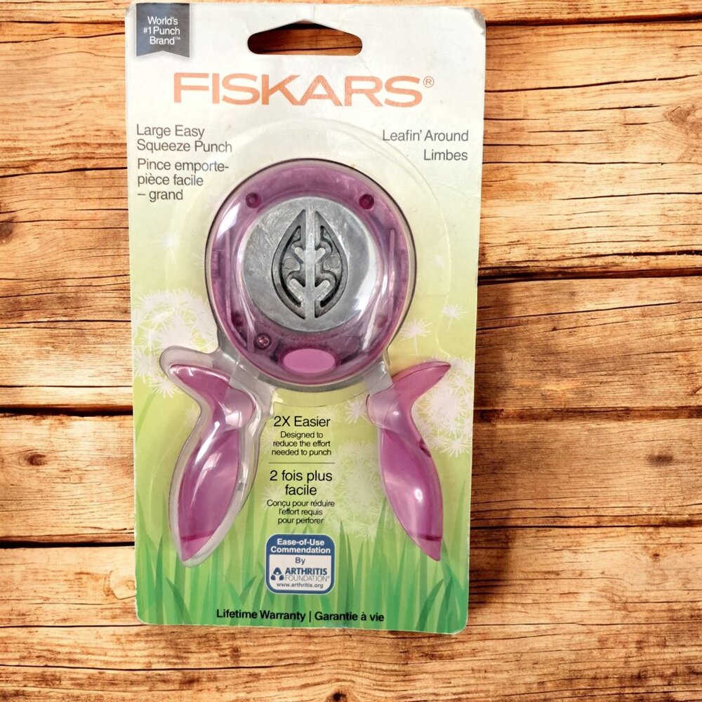 Fiskars Leafin Around Limbes Tree Leaves Paper Punch